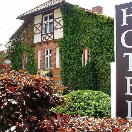 Hotel Sankt Georg Neubrandenbourg Extérieur photo